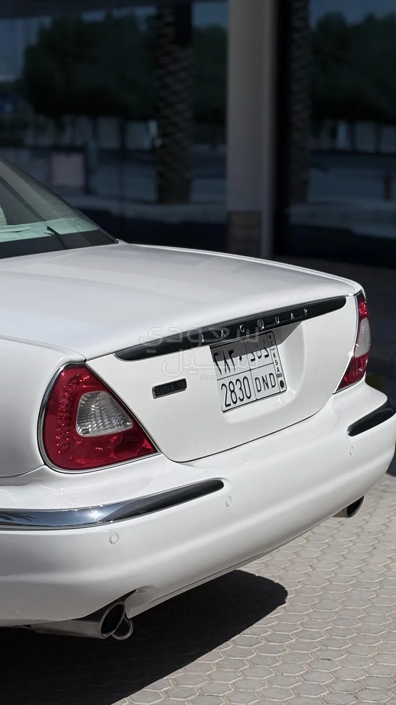 2006 جاكوار اكس جي