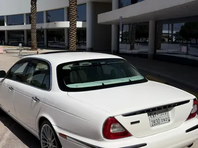 2006 جاكوار اكس جي