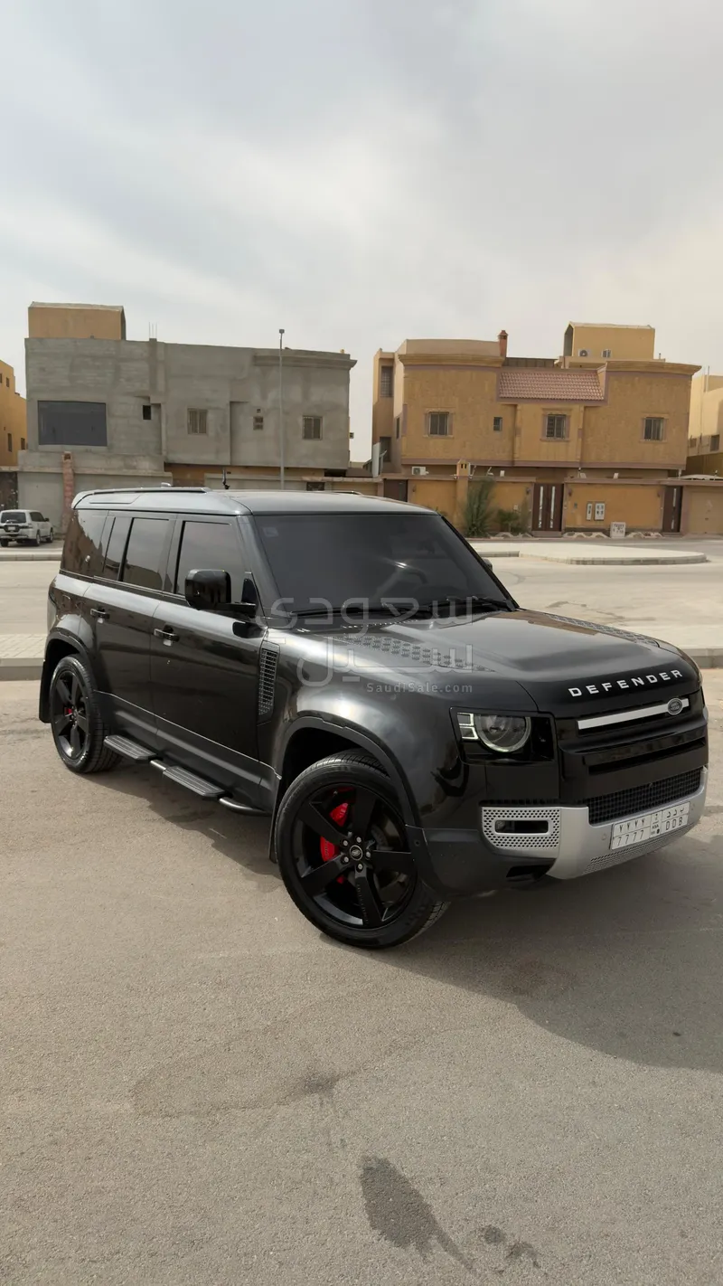 2021 لاند روفر ديفيندر اتش اس اي