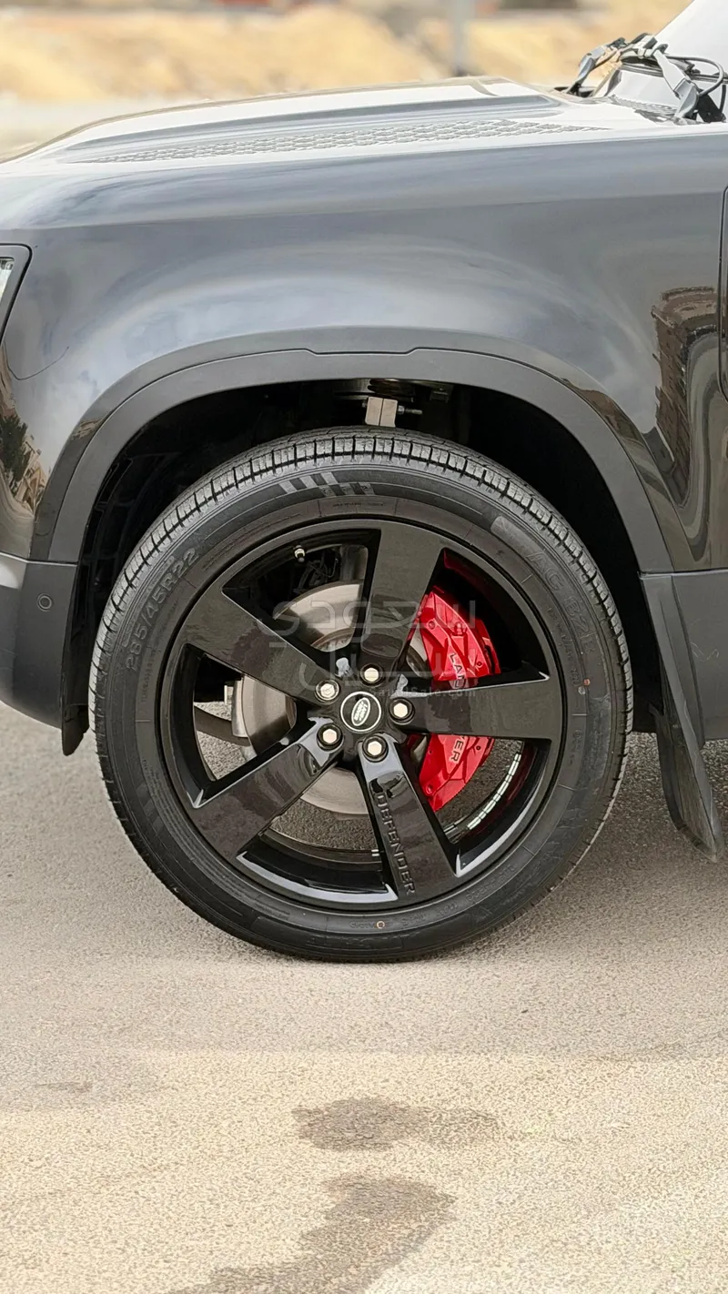 2021 لاند روفر ديفيندر اتش اس اي