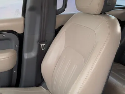 2021 لاند روفر ديفيندر اتش اس اي