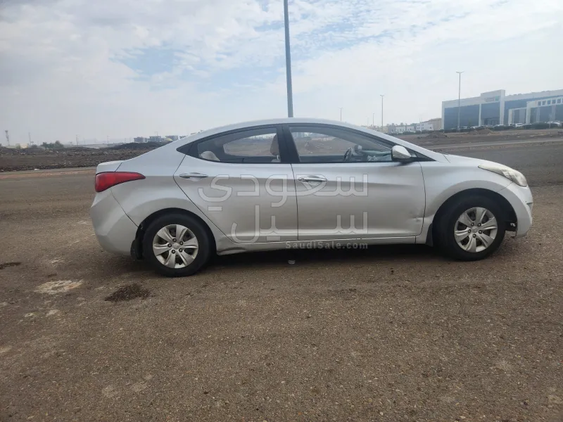 2014 هيونداي النترا