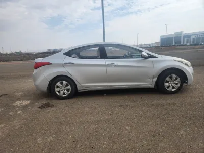 2014 هيونداي النترا