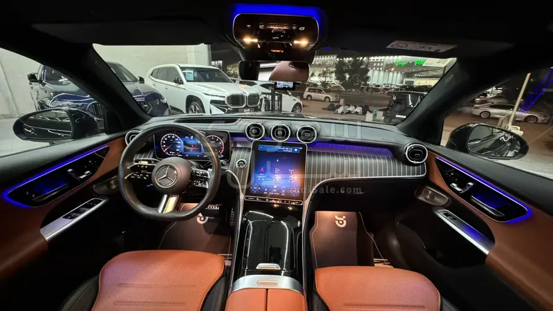 2023 مرسيدس - بنز جي إل سي 200