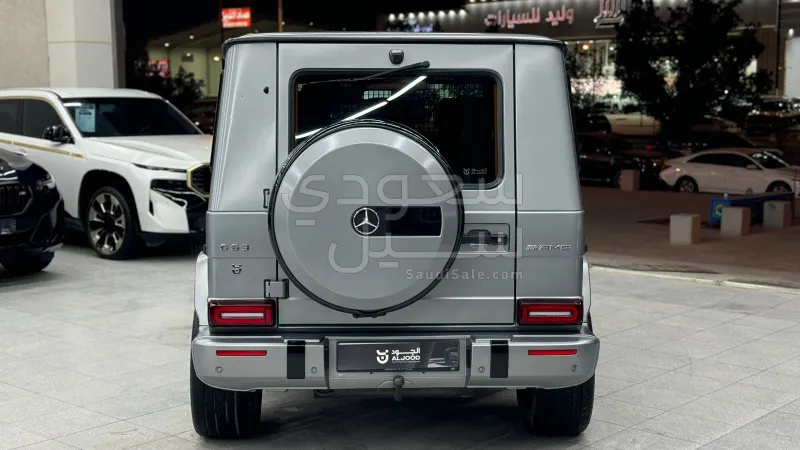 2015 مرسيدس - بنز جي 63 أي إم جي