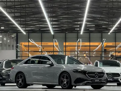 2025 مرسيدس - بنز إي 300