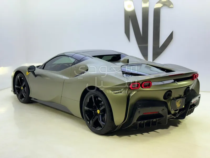 2025 فيراري سبايدر اس اف 90