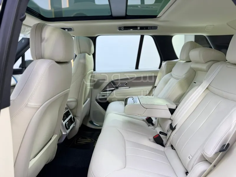 2025 لاند روفر رينج روفر اتش اس اي