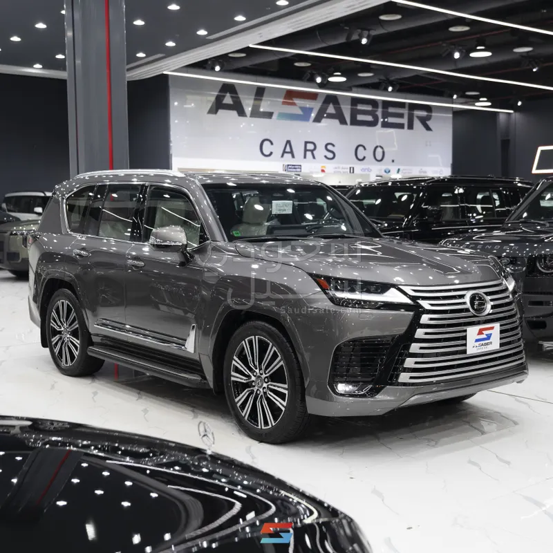 2025 Lexus LX 600
