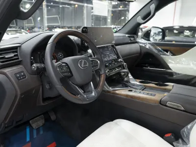 2025 Lexus LX 600