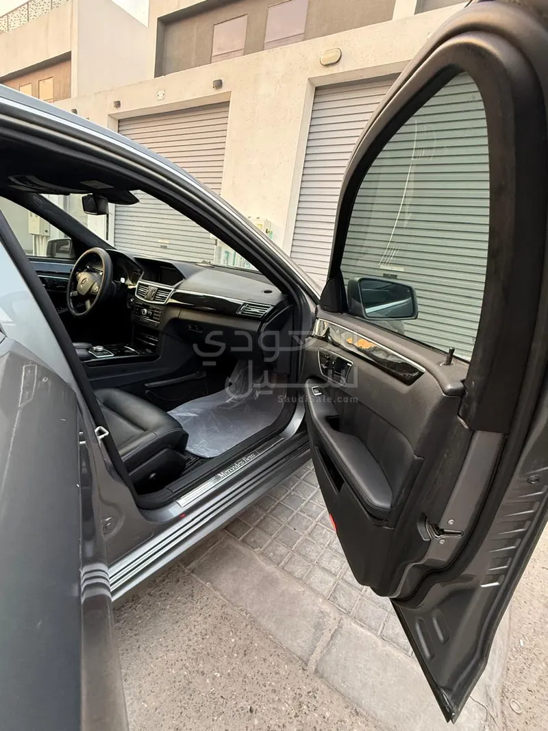 2011 مرسيدس - بنز إي 350 أي إم جي