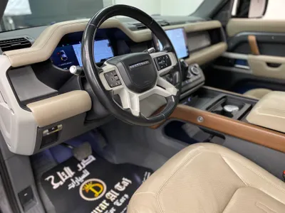 2022 لاند روفر ديفيندر 110