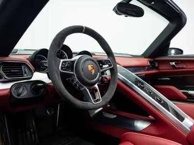 2015 Porsche 918 spyder