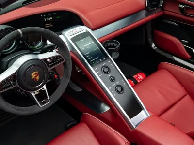 2015 Porsche 918 spyder