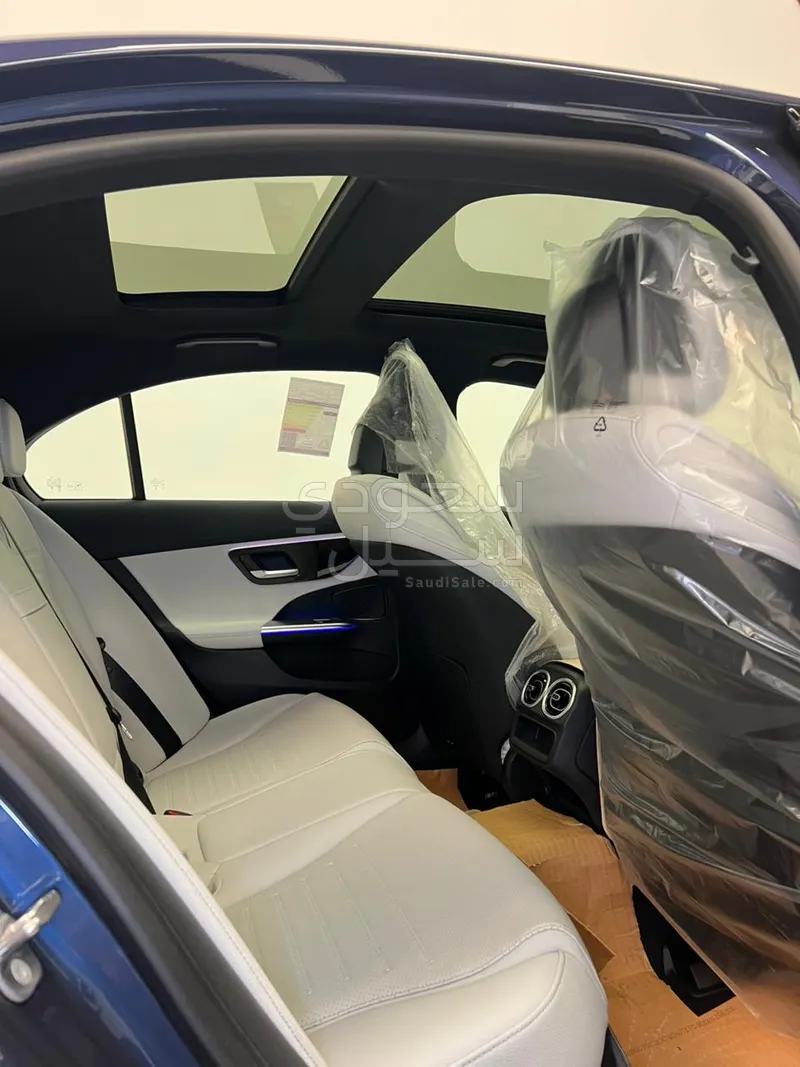 2025 مرسيدس - بنز سي 200