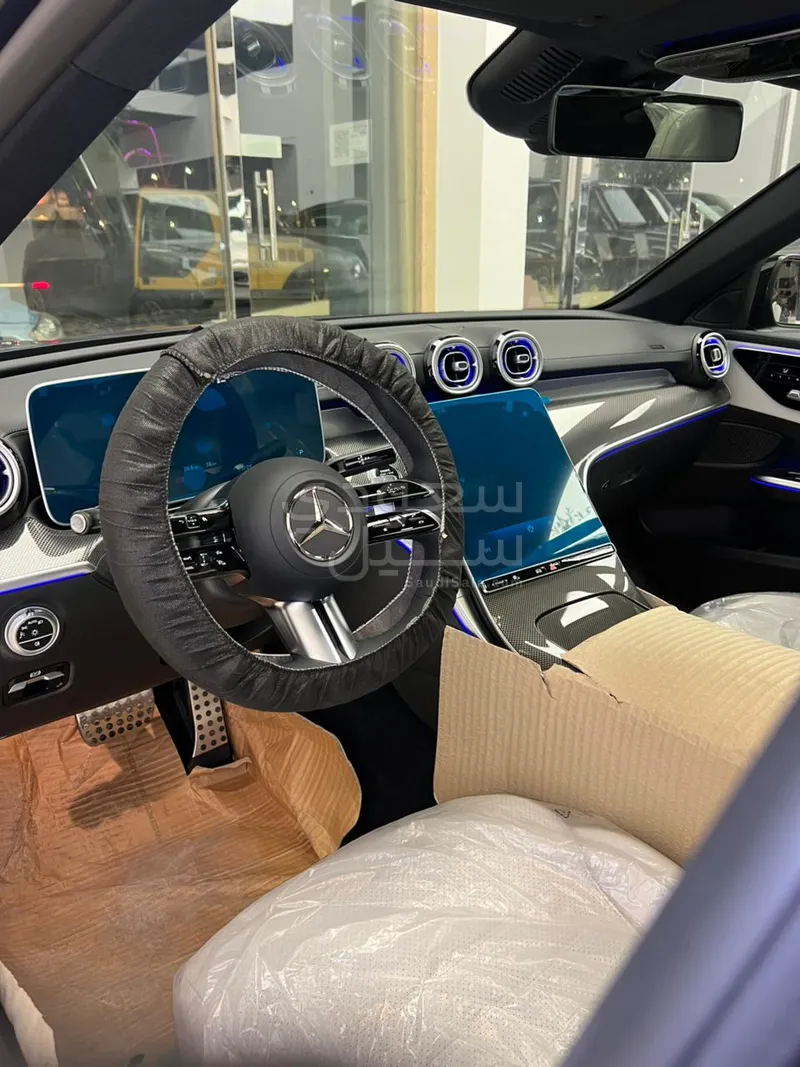 2025 مرسيدس - بنز سي 200