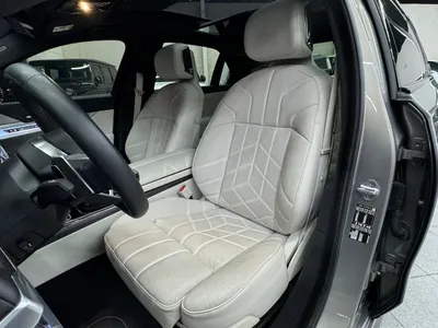 2025 بي ام دبليو الفئة السابعة 735أي