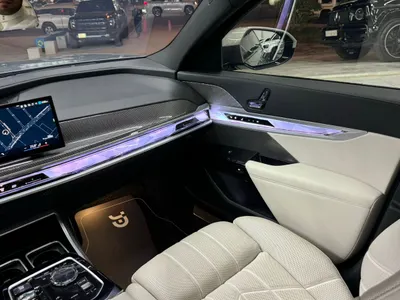 2025 بي ام دبليو الفئة السابعة 735أي