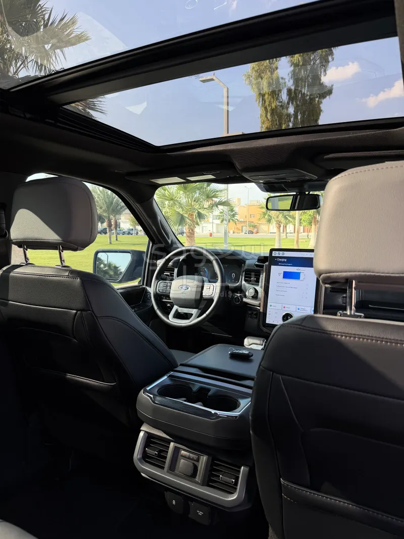 2023 فورد اف 150