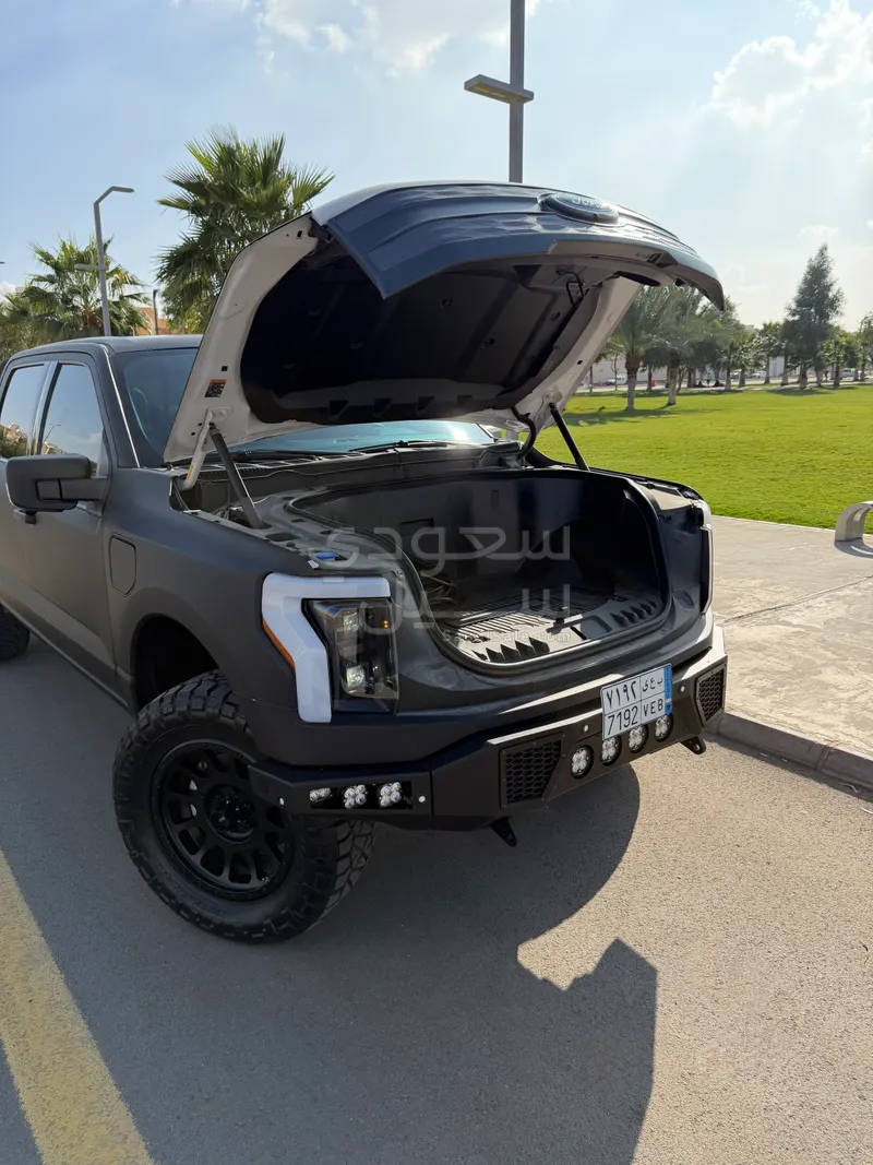 2023 فورد اف 150