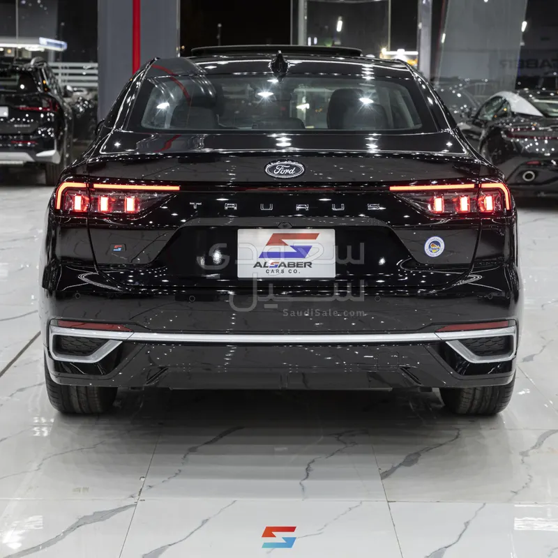 2026 فورد توروس ترند