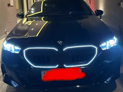 2024 بي ام دبليو الفئة الخامسة 520 أي إم كت