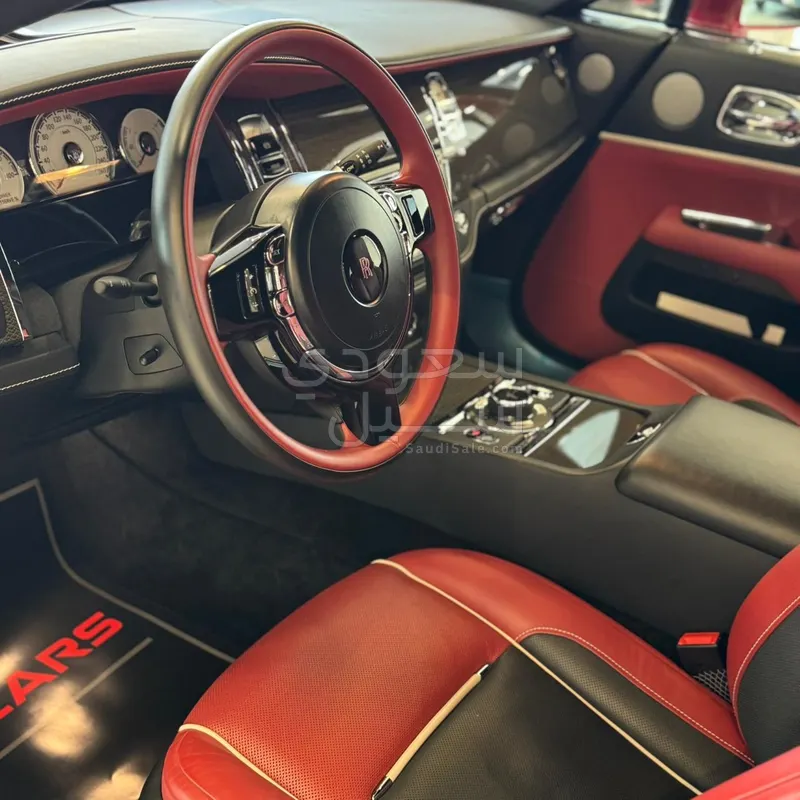 2018 رولز رويس داون بلاك بادج