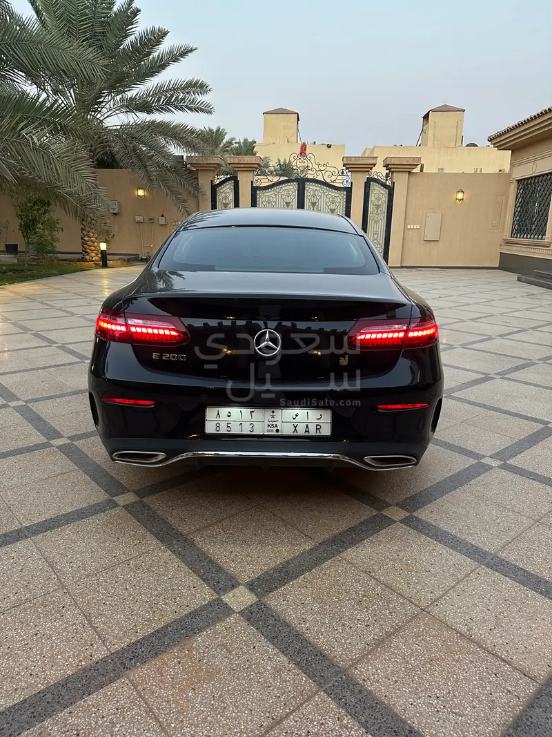 2021 مرسيدس - بنز إي 200 كوبيه