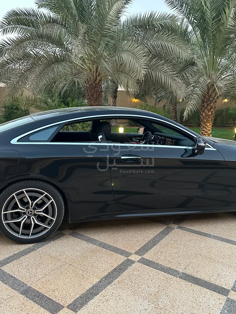 2021 مرسيدس - بنز إي 200 كوبيه