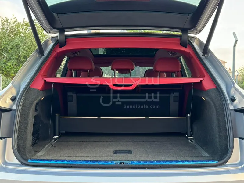 2017 بنتلي بنتايجا الاصدار الاول