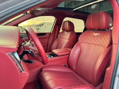 2017 بنتلي بنتايجا الاصدار الاول