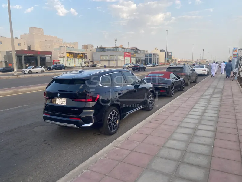 2024 بي ام دبليو الفئة اكس 1