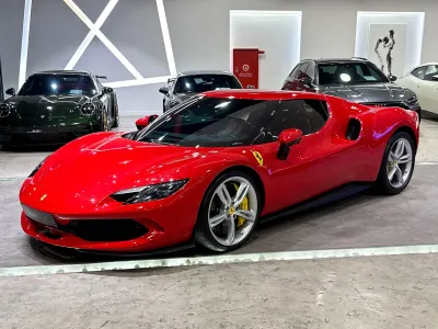 2023 فيراري جي تي بي 296