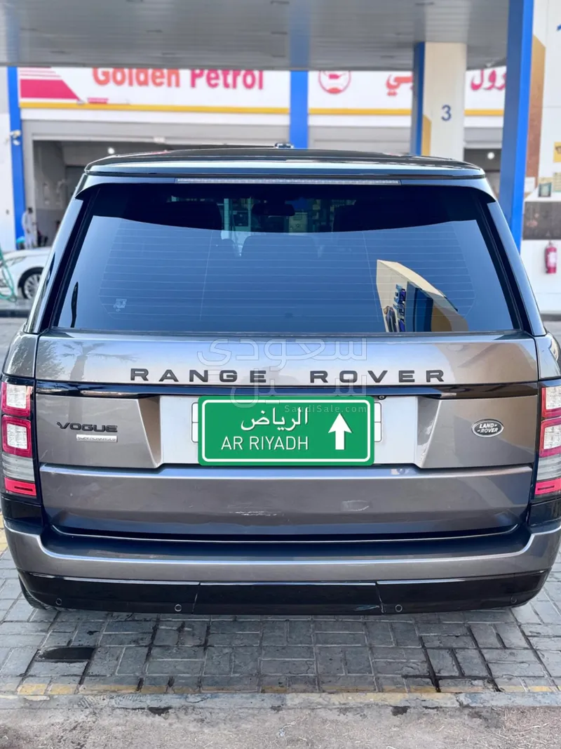 2014 لاند روفر رينج روفر فوج