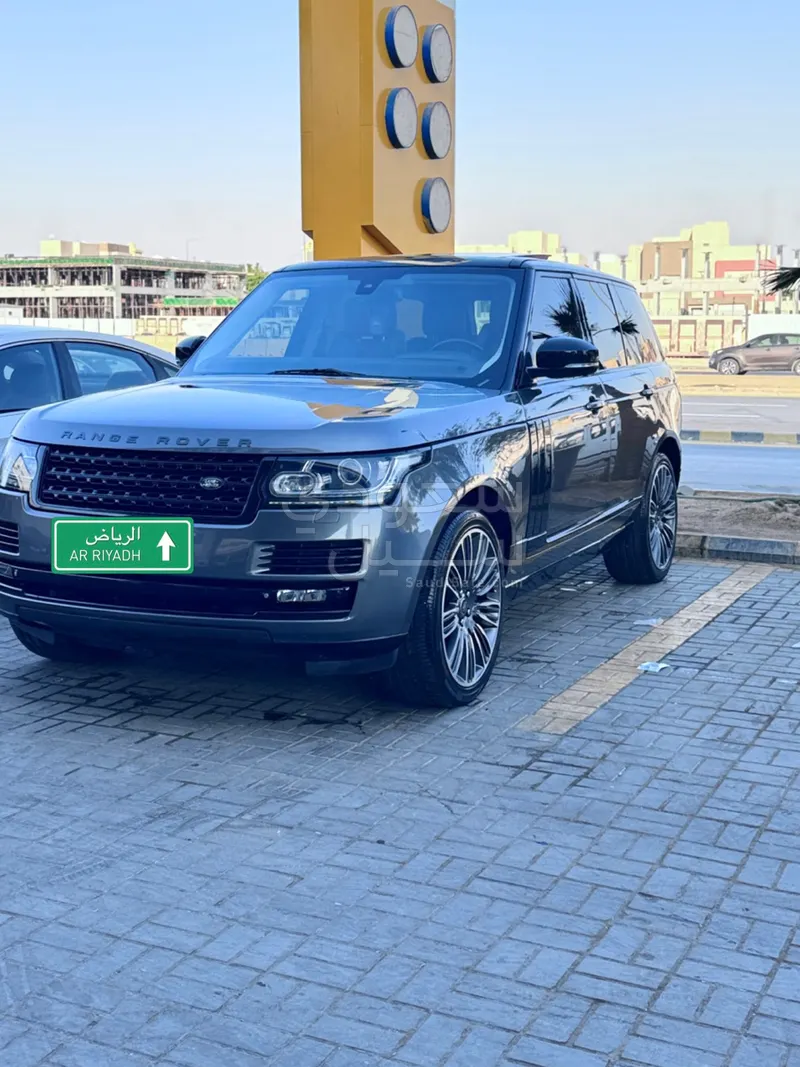 2014 لاند روفر رينج روفر فوج