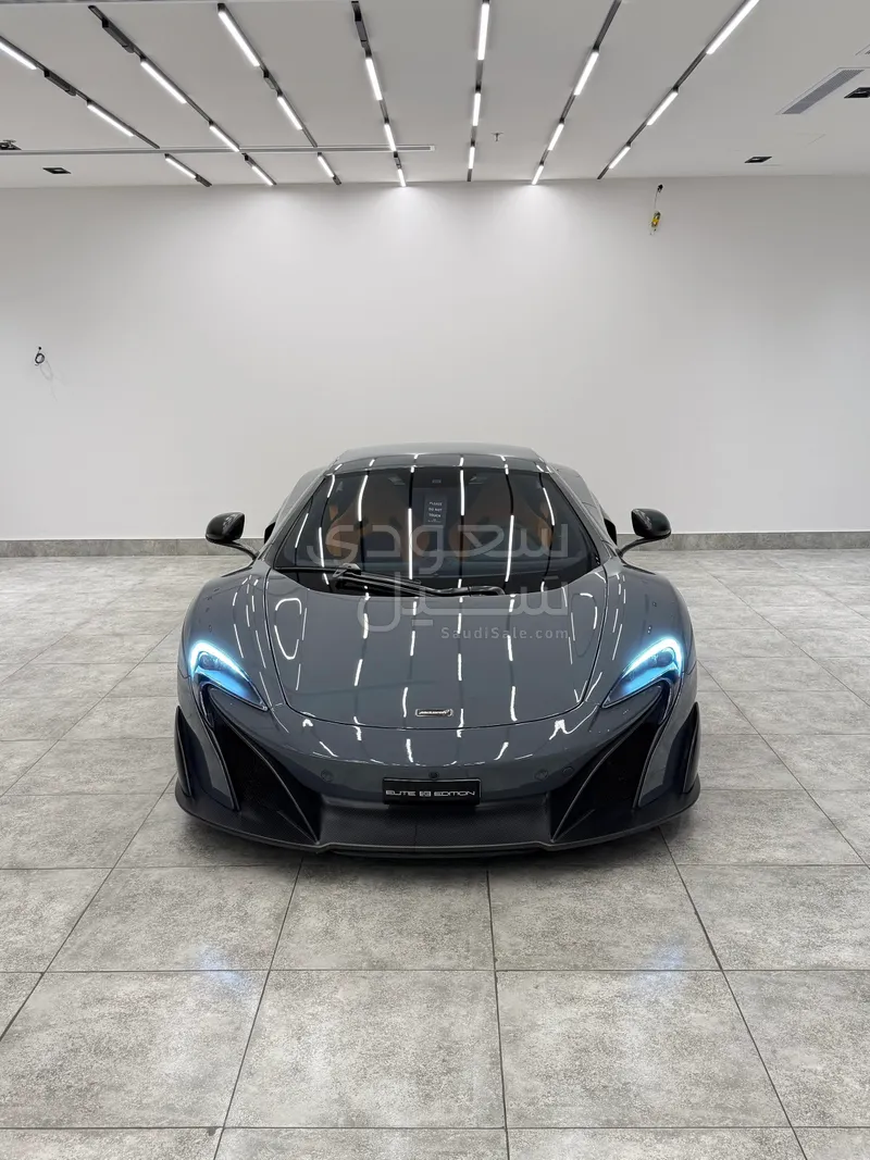 2016 مكلارين 675 إل تي