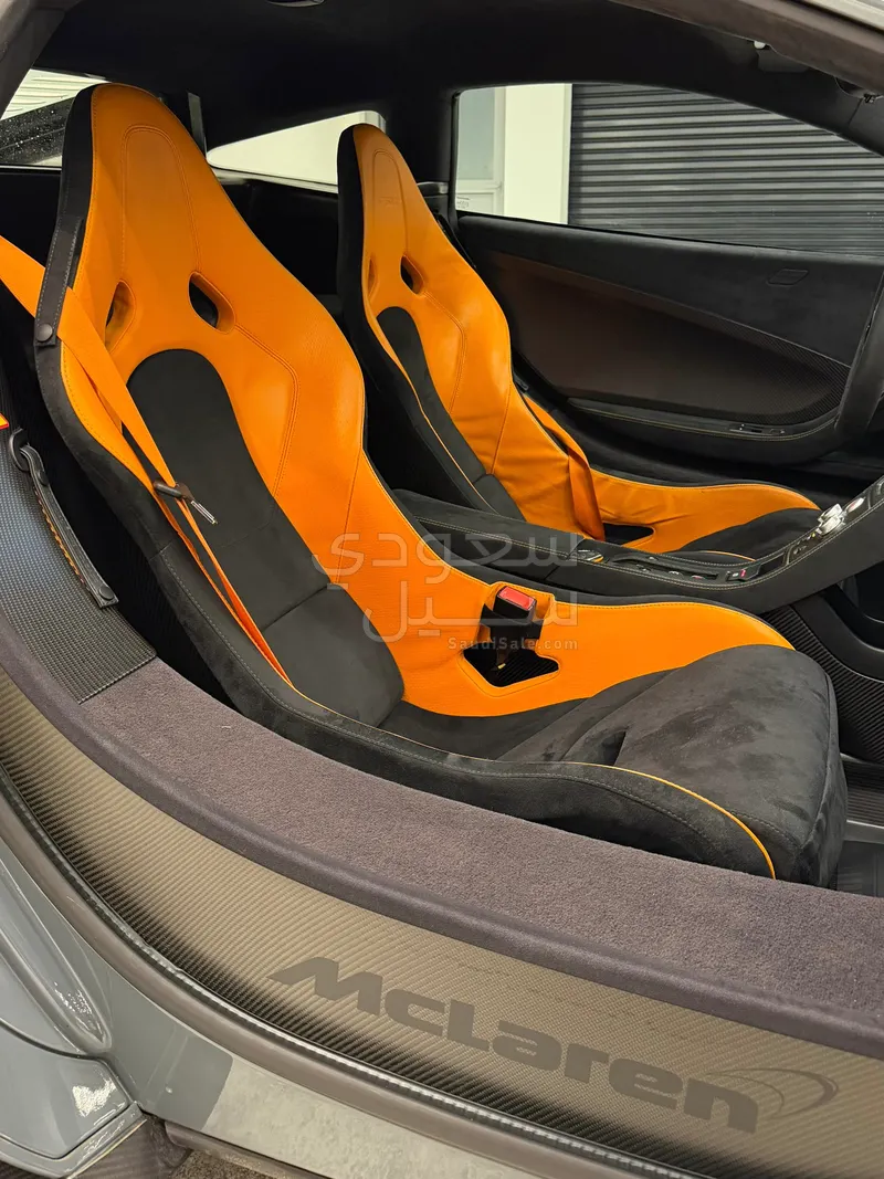 2016 مكلارين 675 إل تي