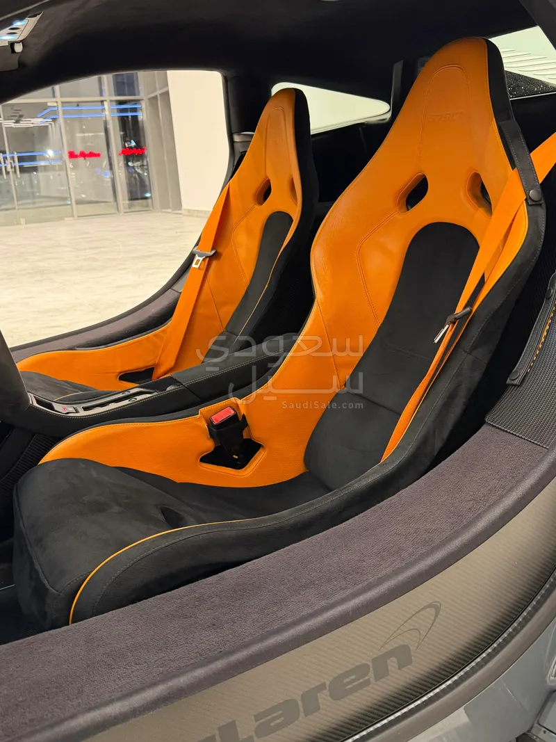 2016 مكلارين 675 إل تي