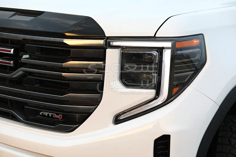 2025 جي ام سي سييرا اي تي 4