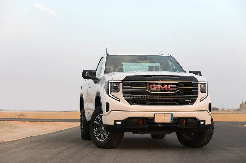 2025 جي ام سي سييرا اي تي 4