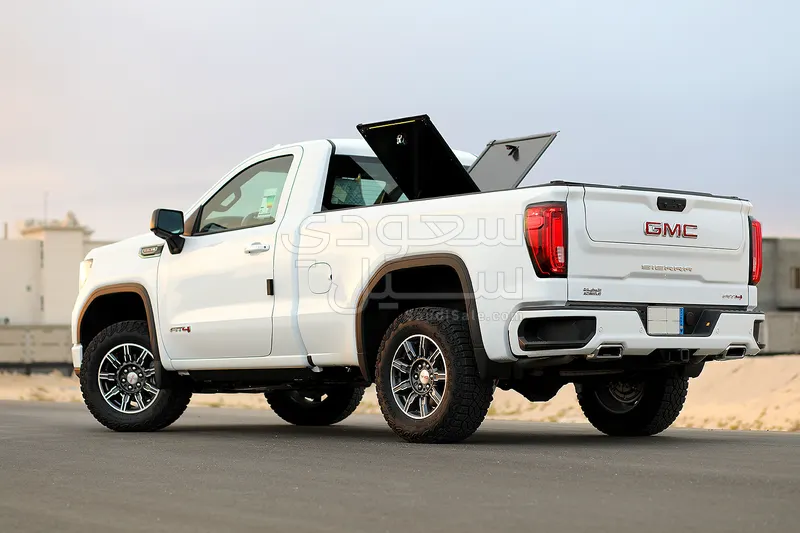 2025 جي ام سي سييرا اي تي 4
