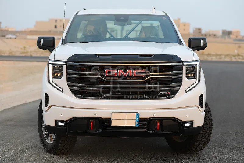 2025 جي ام سي سييرا اي تي 4