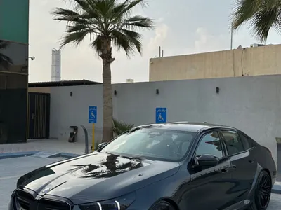 2025 بي ام دبليو الفئة ام إم 5