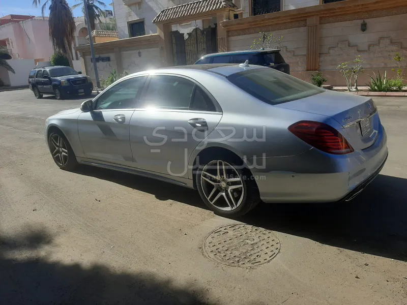 2014 Mercedes-Benz S 400
