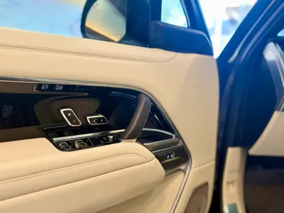 2024 لاند روفر رينج روفر اوتوبيوغرافي