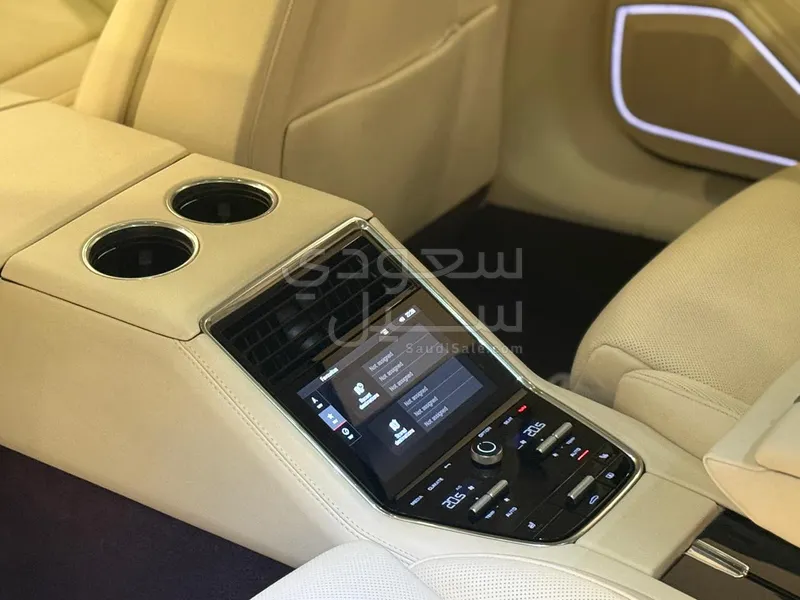 2023 بورش بانميرا 4