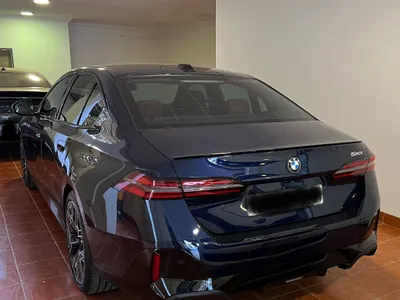 2024 بي ام دبليو الفئة الخامسة 520 أي إم كت