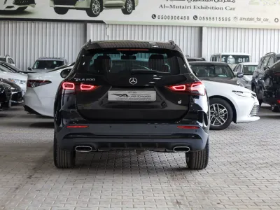 2023 Mercedes-Benz GLA 200