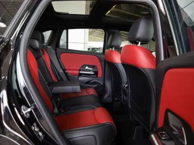 2023 Mercedes-Benz GLA 200