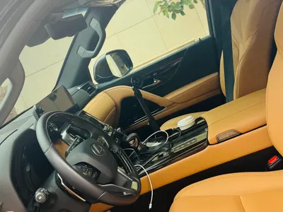 2024 لكزس إل إكس 600